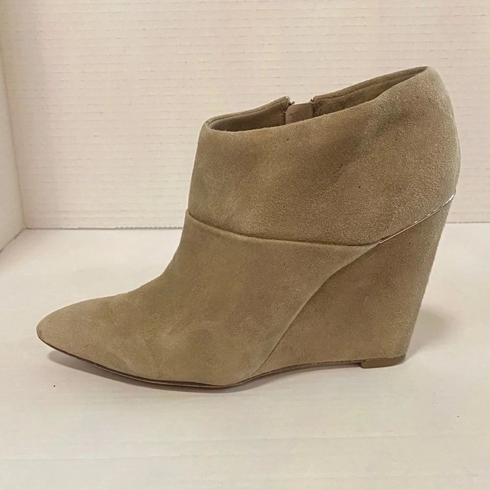 Coach Oakdale Bootie Slate suede/leather wedge booties size 5.5 - Picture 3 of 9